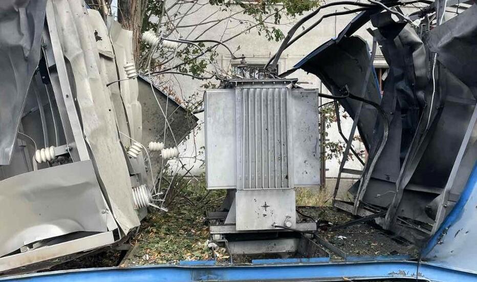 dtek-dniprovski-elektromerezhi-povernuv-svitlo-dlya-102-6-tisyach-rodin-pislya-nichnoji-masovanoji-ataki-1