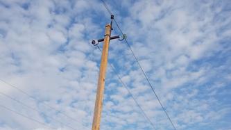 dtek-dniprovski-elektromerezhi-povernuv-svitlo-u-114-naselenih-punktiv-shcho-buli-znestrumleni-obstrilami